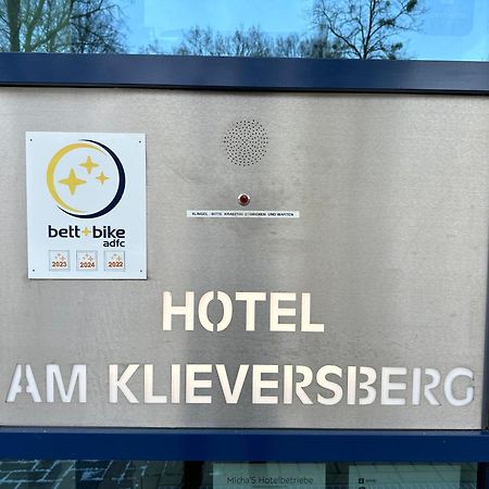 Hotel Am Klieversberg วอล์ฟสบวร์ก ภายนอก รูปภาพ